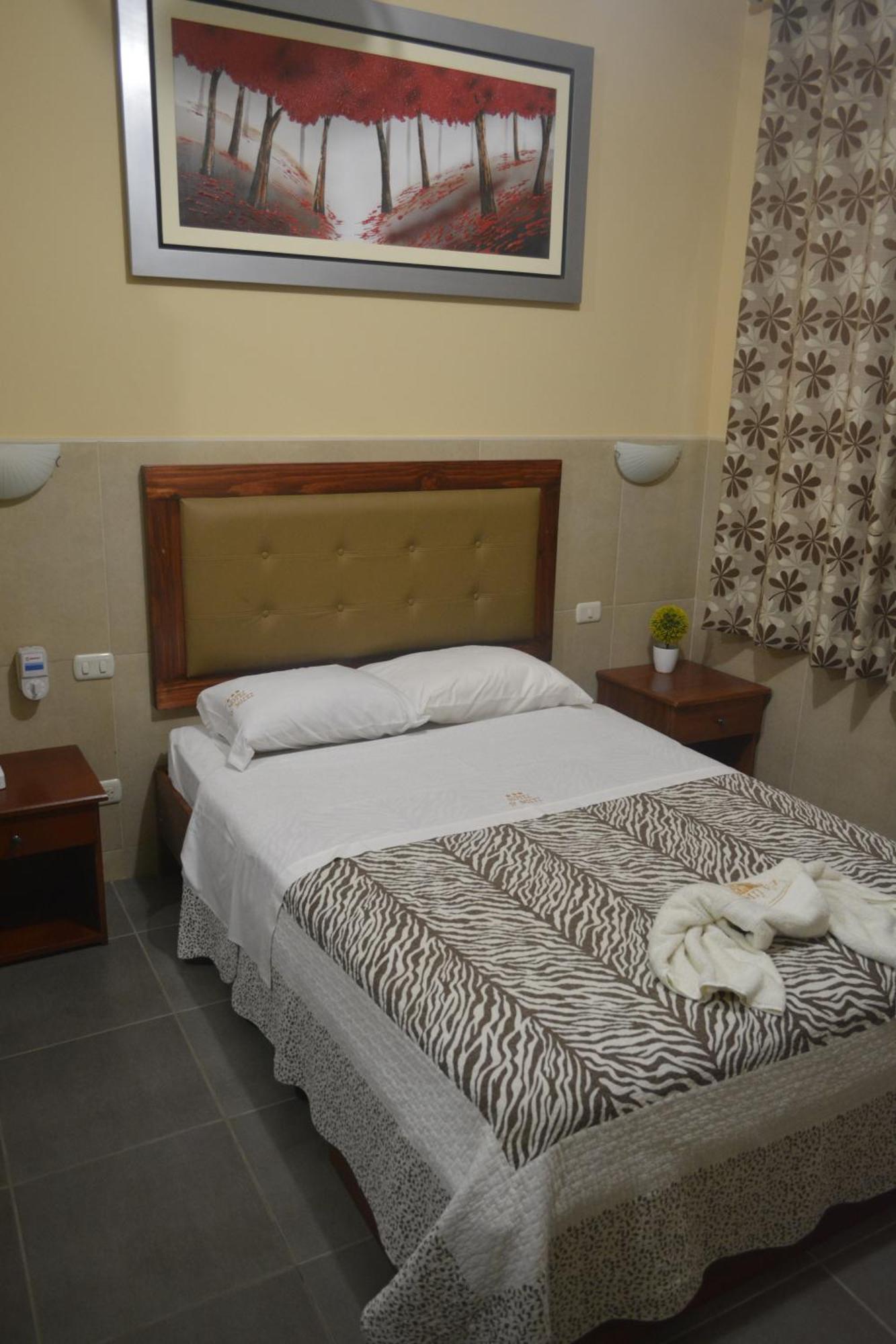 D'Milez Hotel Πουέρτο Μαλντονάντο Δωμάτιο φωτογραφία